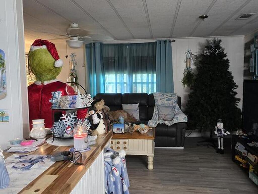 544 Jennifer Circle, West Melbourne, FL 32904