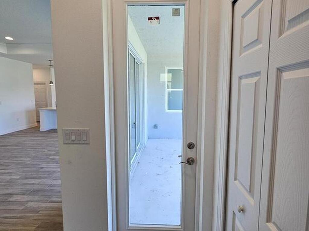 571 Fondulac Street, Palm Bay, FL 32908