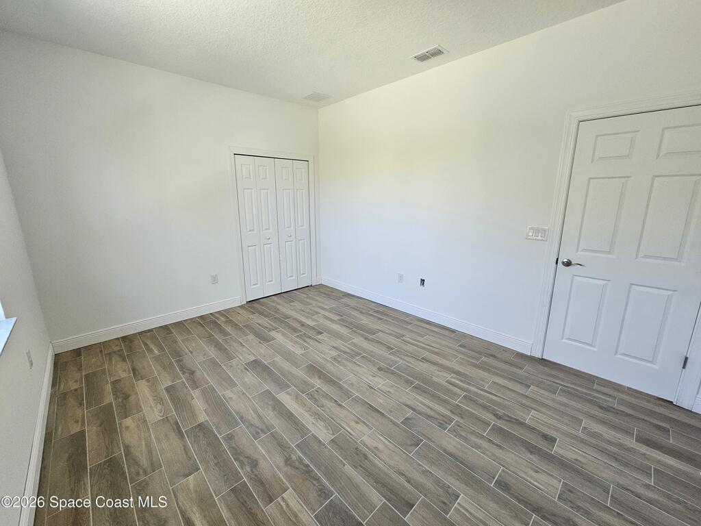 571 Fondulac Street, Palm Bay, FL 32908