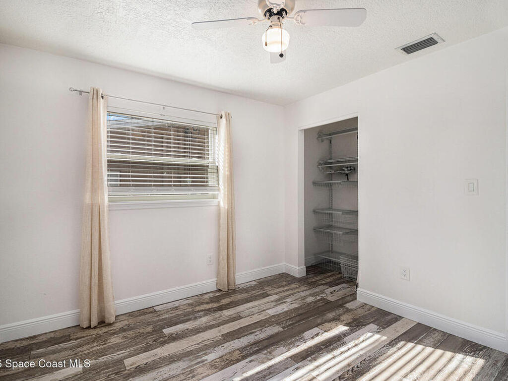 581 Clarke Avenue, Melbourne, FL 32935