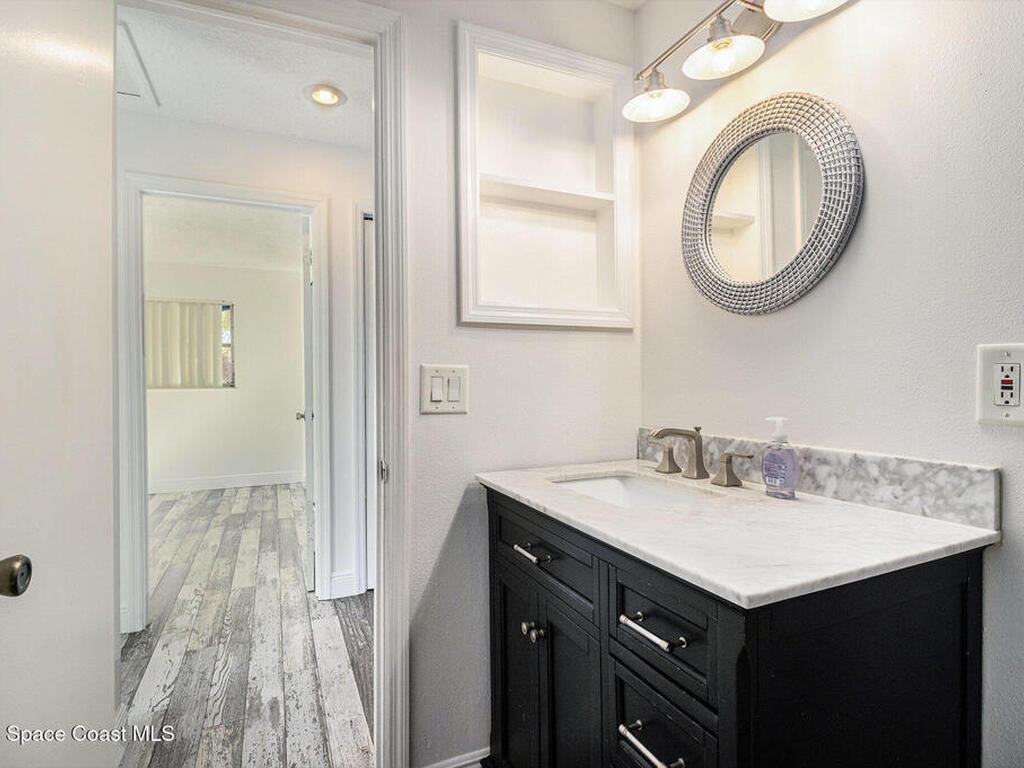 581 Clarke Avenue, Melbourne, FL 32935