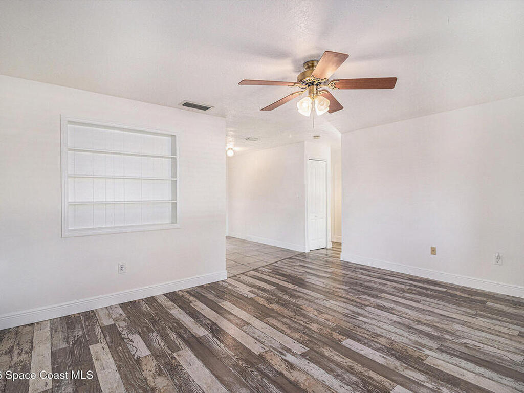 581 Clarke Avenue, Melbourne, FL 32935