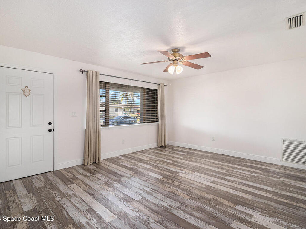 581 Clarke Avenue, Melbourne, FL 32935