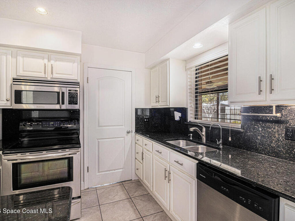 581 Clarke Avenue, Melbourne, FL 32935