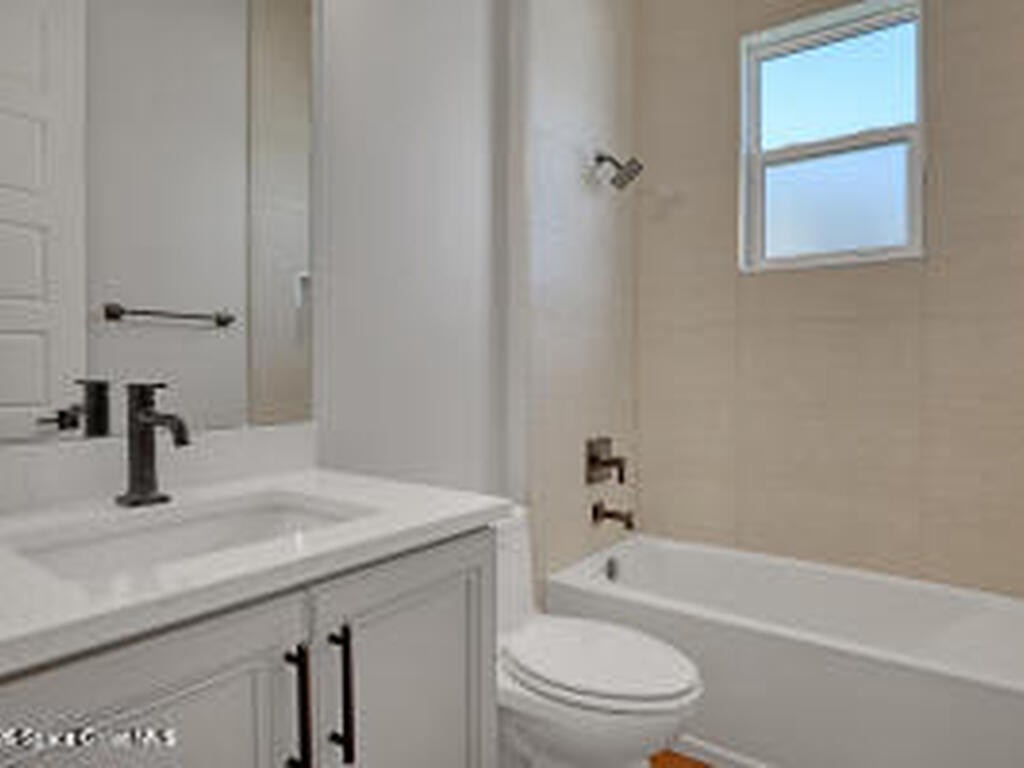 4195 Negal Circle, Melbourne, FL 32901