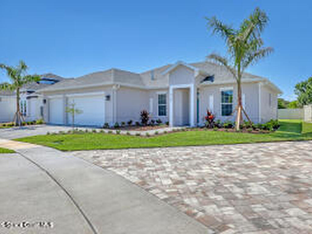 4195 Negal Circle, Melbourne, FL 32901