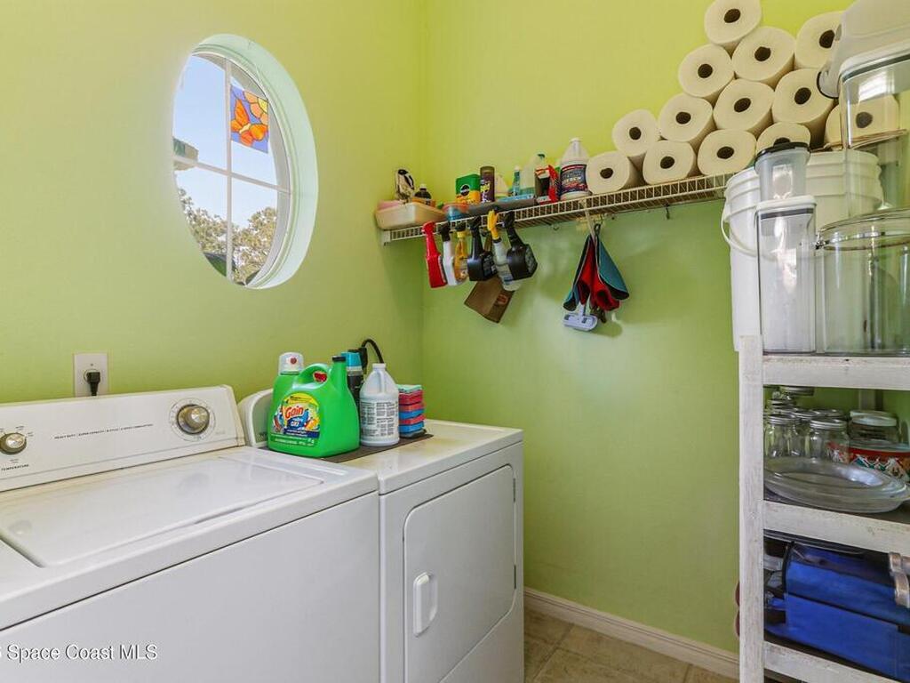 3865 Laurens Avenue, Malabar, FL 32950