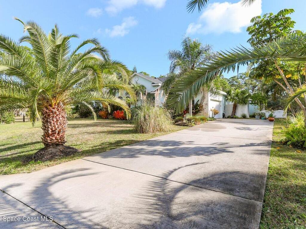 3865 Laurens Avenue, Malabar, FL 32950