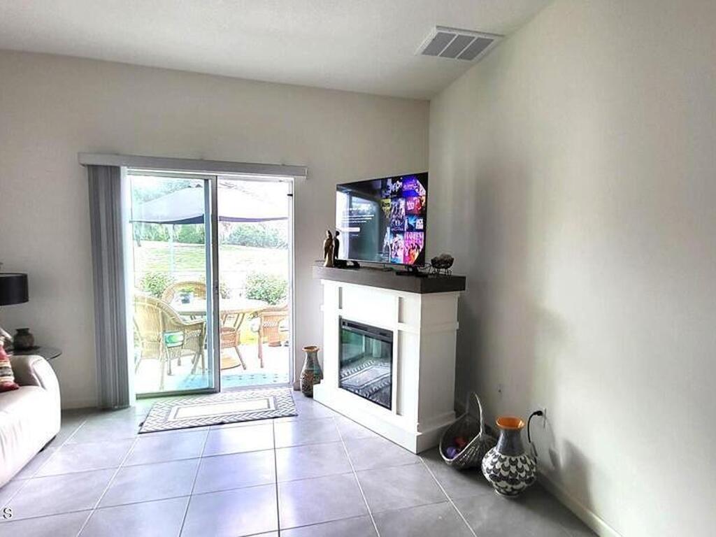 3406 Morrow Place, Mims, FL 32754