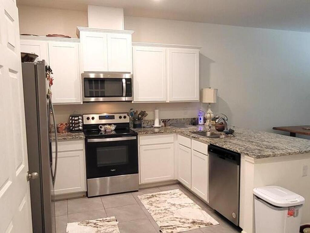 3406 Morrow Place, Mims, FL 32754