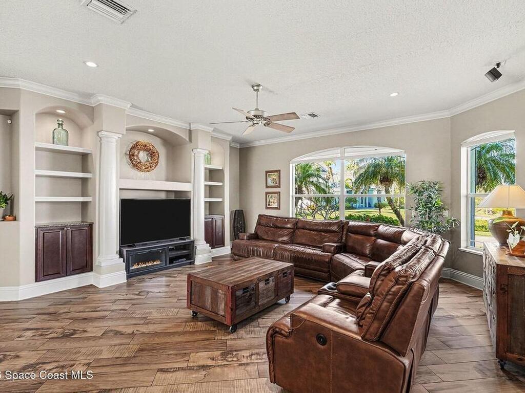 1 Point View Place, Cocoa, FL 32926