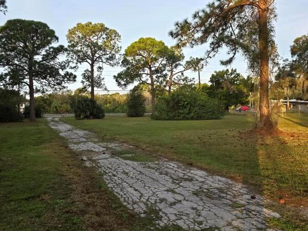 4365 Highway 1, Mims, FL 32754