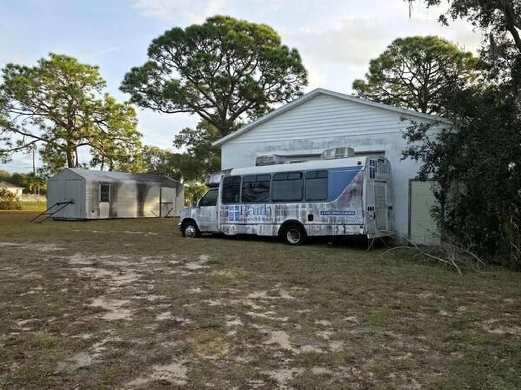 4365 Highway 1, Mims, FL 32754