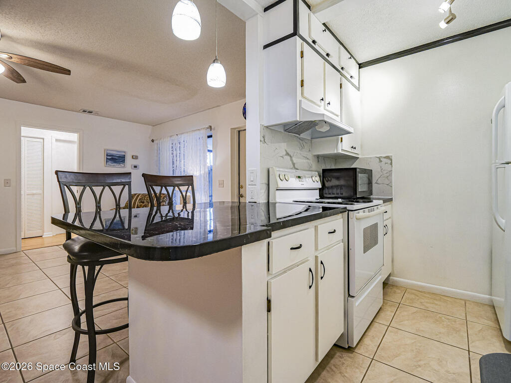 1198 Breezy Way, Sebastian, FL 32958