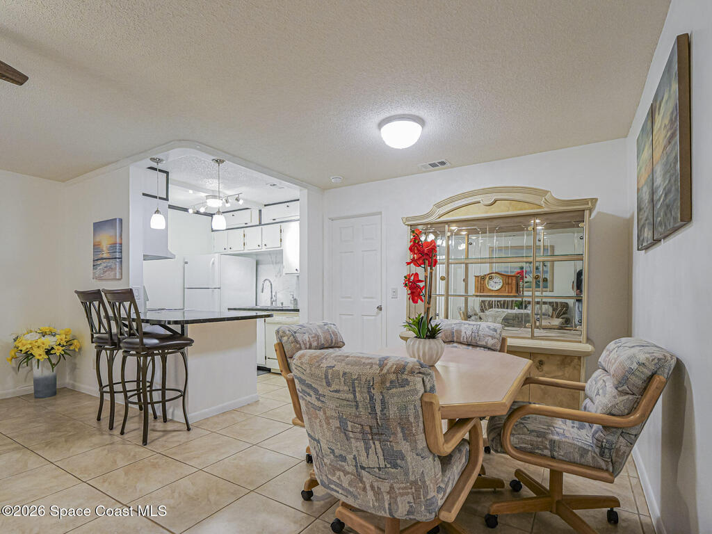 1198 Breezy Way, Sebastian, FL 32958