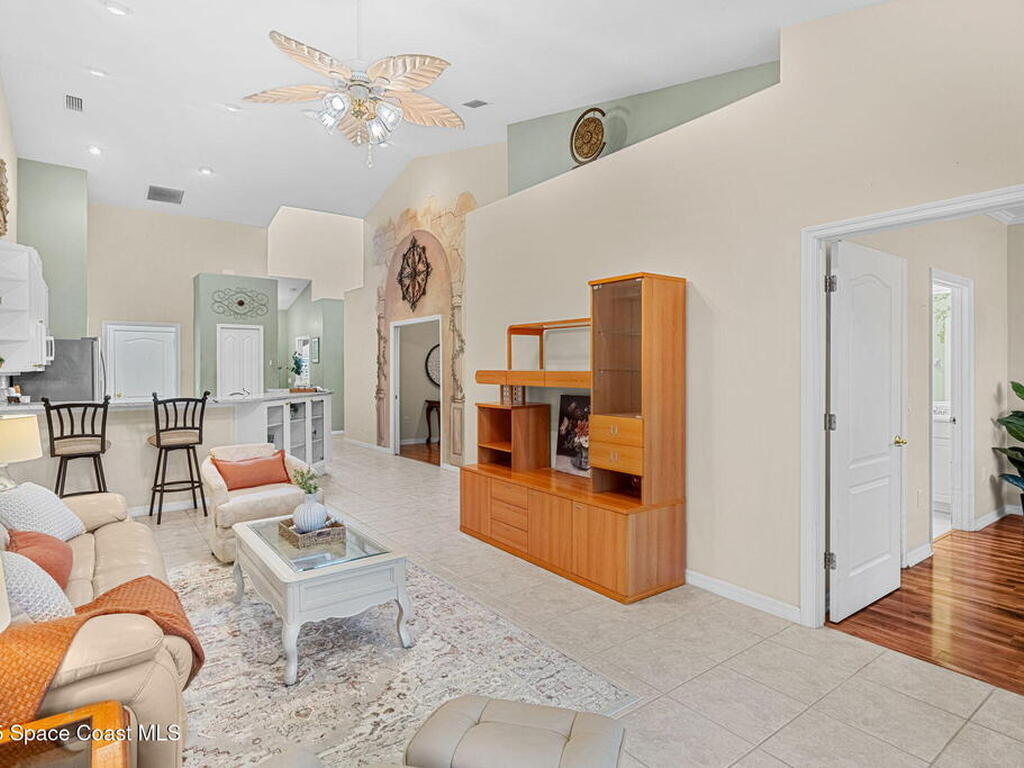 2700 Camberly Circle, Melbourne, FL 32940