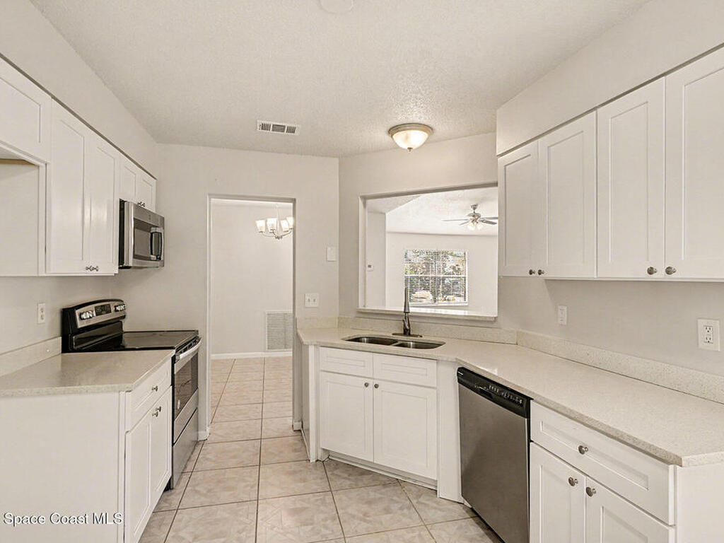 1337 Pakenham Street, Palm Bay, FL 32907