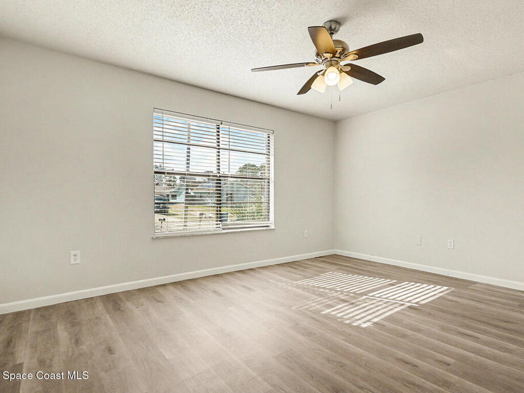 1337 Pakenham Street, Palm Bay, FL 32907