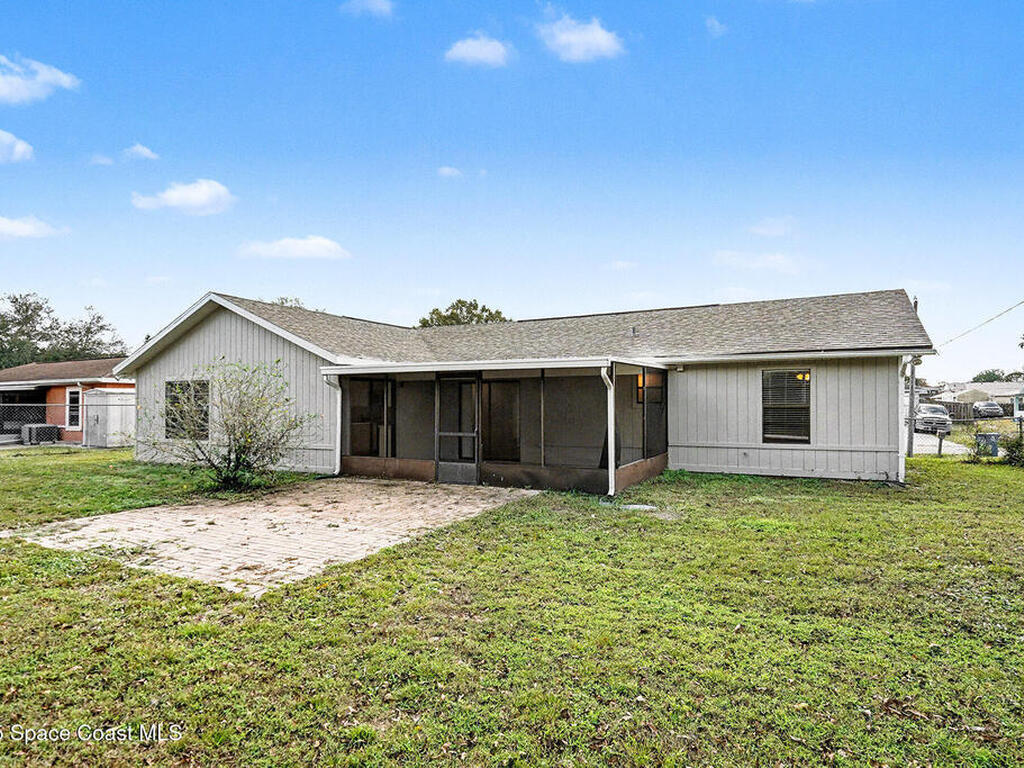 1337 Pakenham Street, Palm Bay, FL 32907