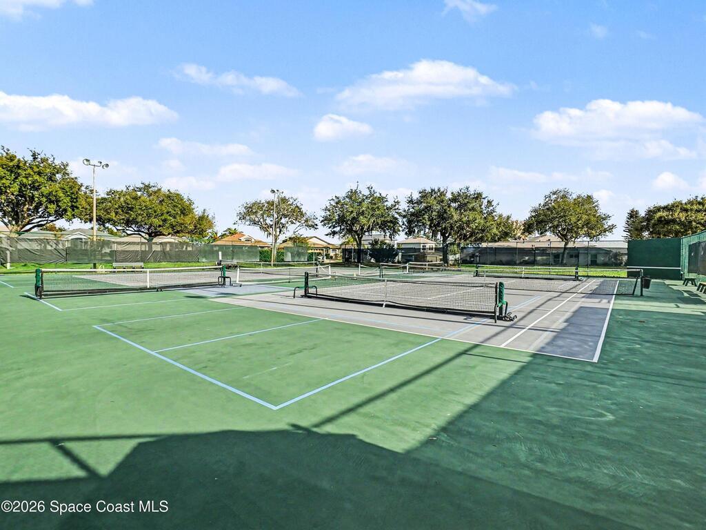 2852 Cape Horn Court, Tavares, FL 32778