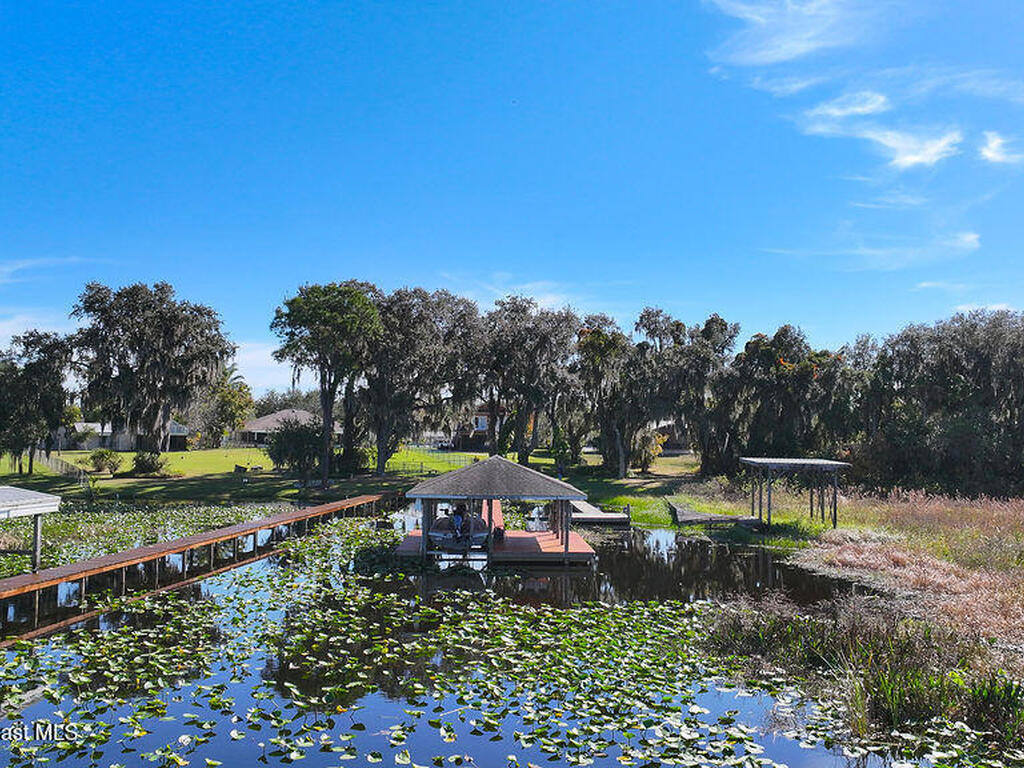 1360 Lake Josephine Drive, Sebring, FL 33875