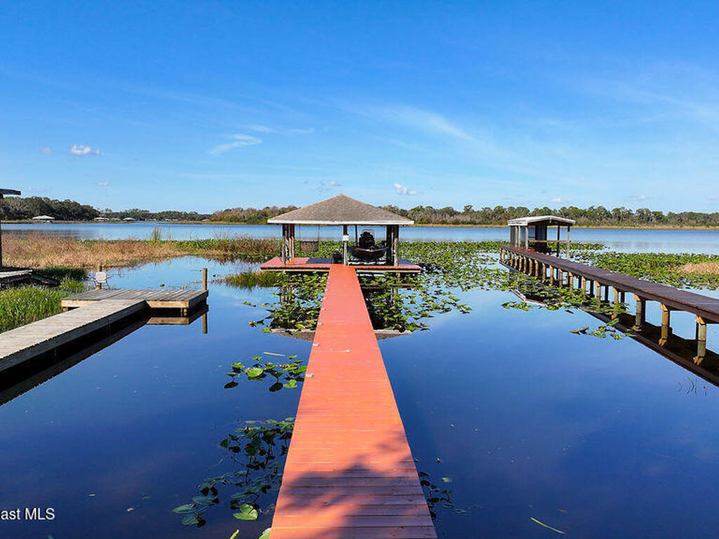 1360 Lake Josephine Drive, Sebring, FL 33875