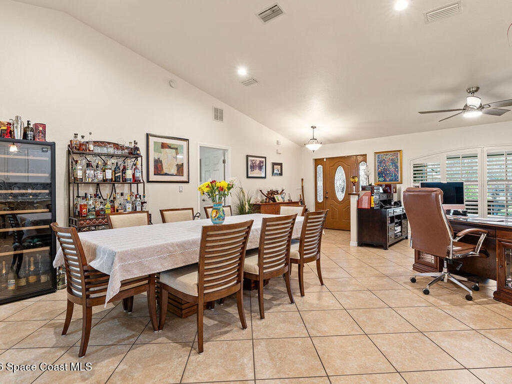 1360 Lake Josephine Drive, Sebring, FL 33875