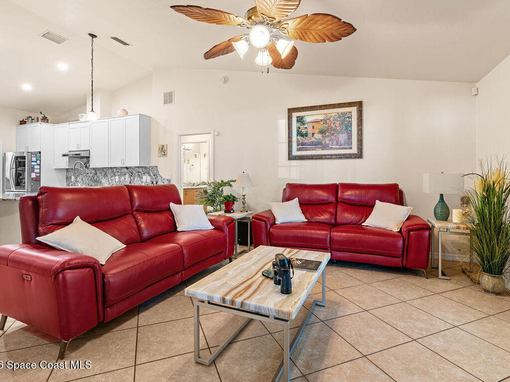 1360 Lake Josephine Drive, Sebring, FL 33875