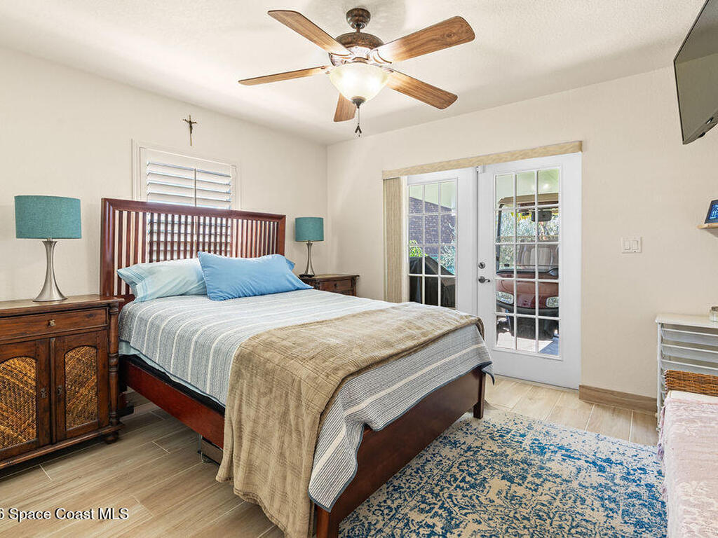 1360 Lake Josephine Drive, Sebring, FL 33875