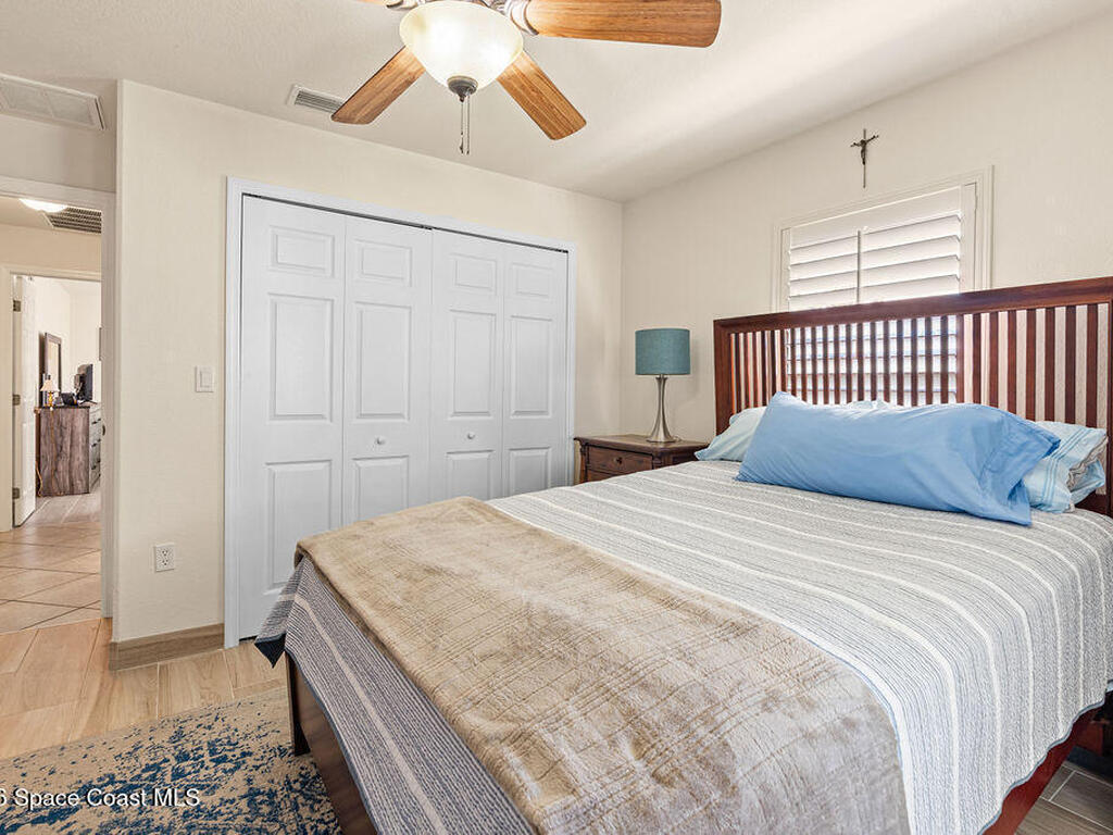 1360 Lake Josephine Drive, Sebring, FL 33875