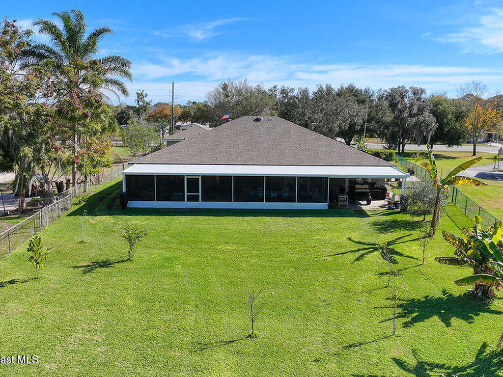 1360 Lake Josephine Drive, Sebring, FL 33875