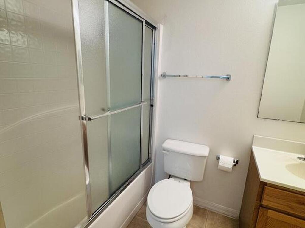 4550 Elena Way, Melbourne, FL 32934