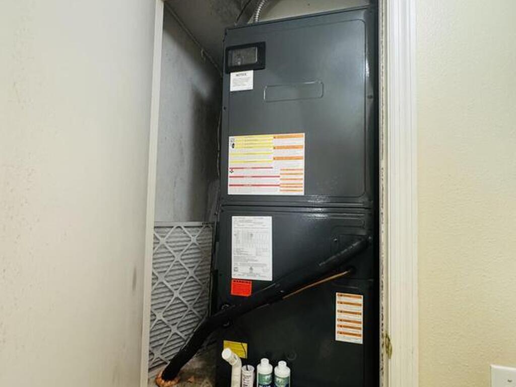 4550 Elena Way, Melbourne, FL 32934