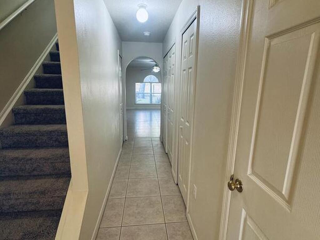 4550 Elena Way, Melbourne, FL 32934