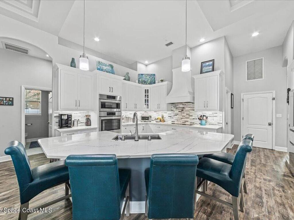 370 Baytree Drive, Melbourne, FL 32940