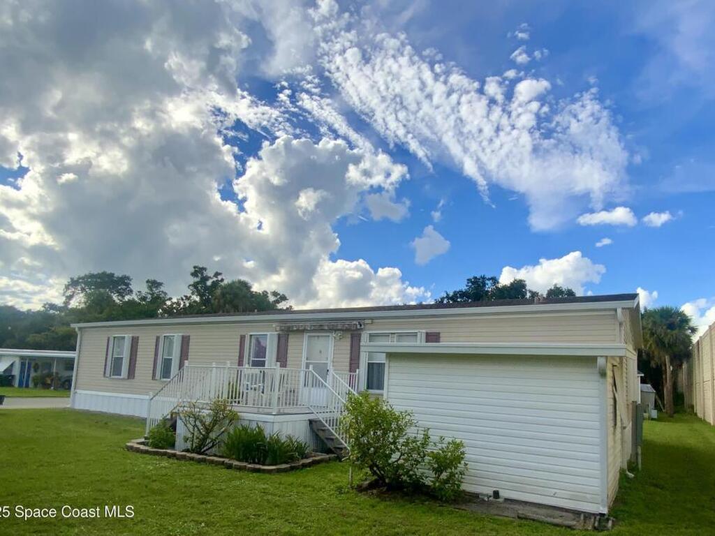 264 Holiday Park Boulevard, Palm Bay, FL 32907