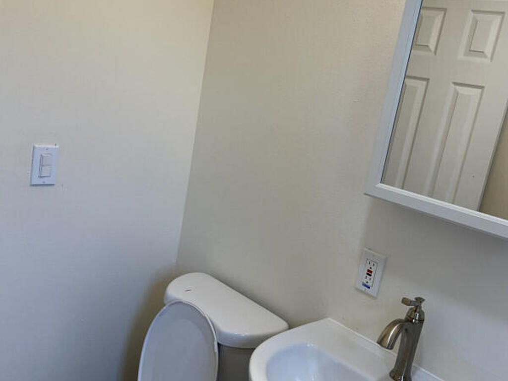 1060 Olive Street, Cocoa, FL 32922