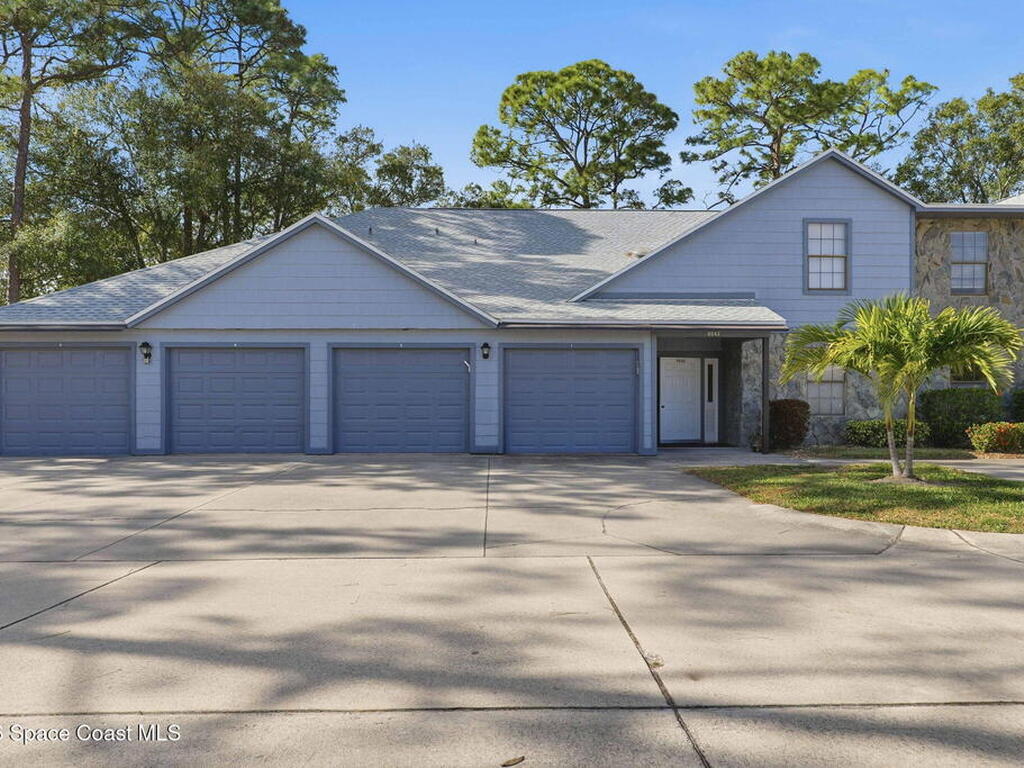 9042 York Lane, West Melbourne, FL 32904