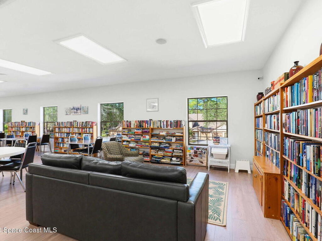 9042 York Lane, West Melbourne, FL 32904