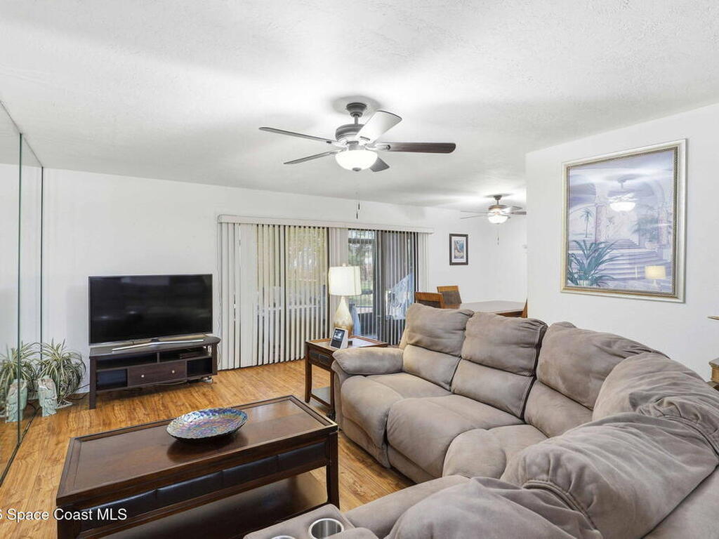 9042 York Lane, West Melbourne, FL 32904