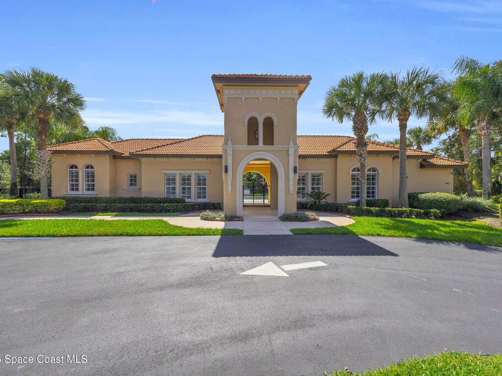 870 SW Grand Reserves Boulevard, Port St. Lucie, FL 34986