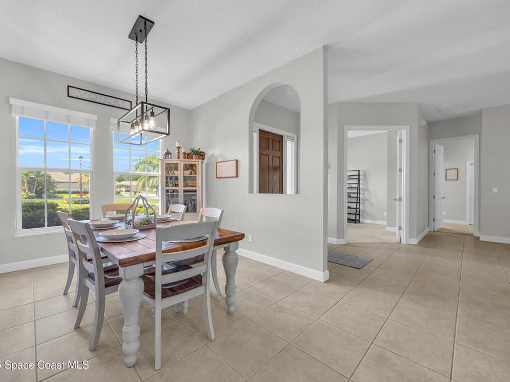 870 SW Grand Reserves Boulevard, Port St. Lucie, FL 34986