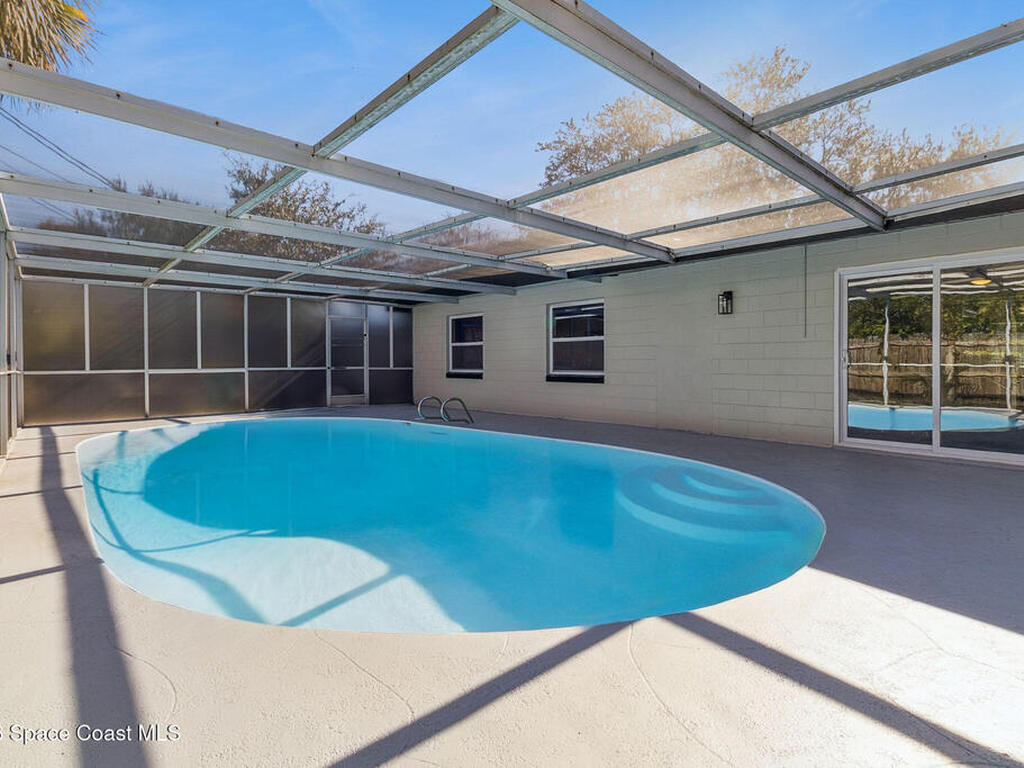 140 Barbados Drive, Merritt Island, FL 32952