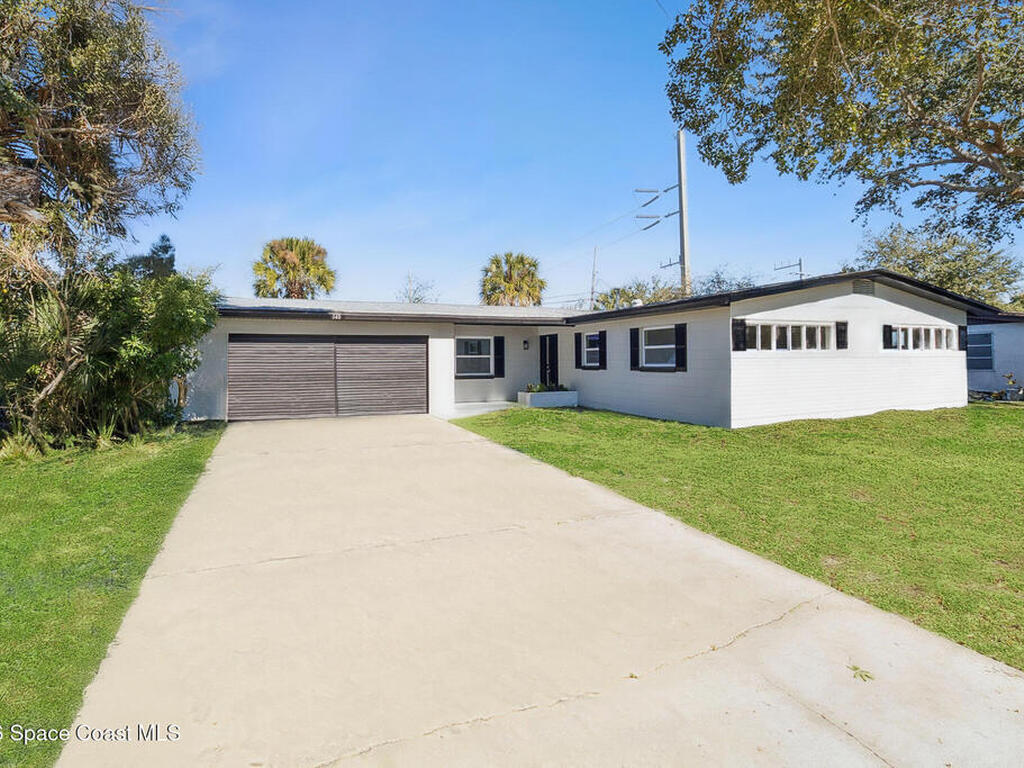 140 Barbados Drive, Merritt Island, FL 32952