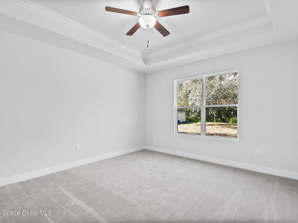 304 N Jungle Road, Geneva, FL 32732