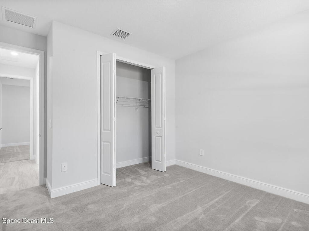 304 N Jungle Road, Geneva, FL 32732