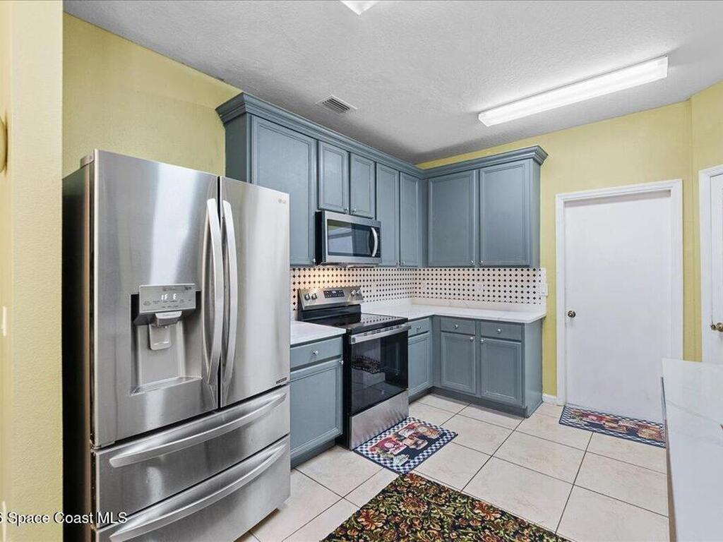 434 SE Breckenridge Circle, Palm Bay, FL 32909