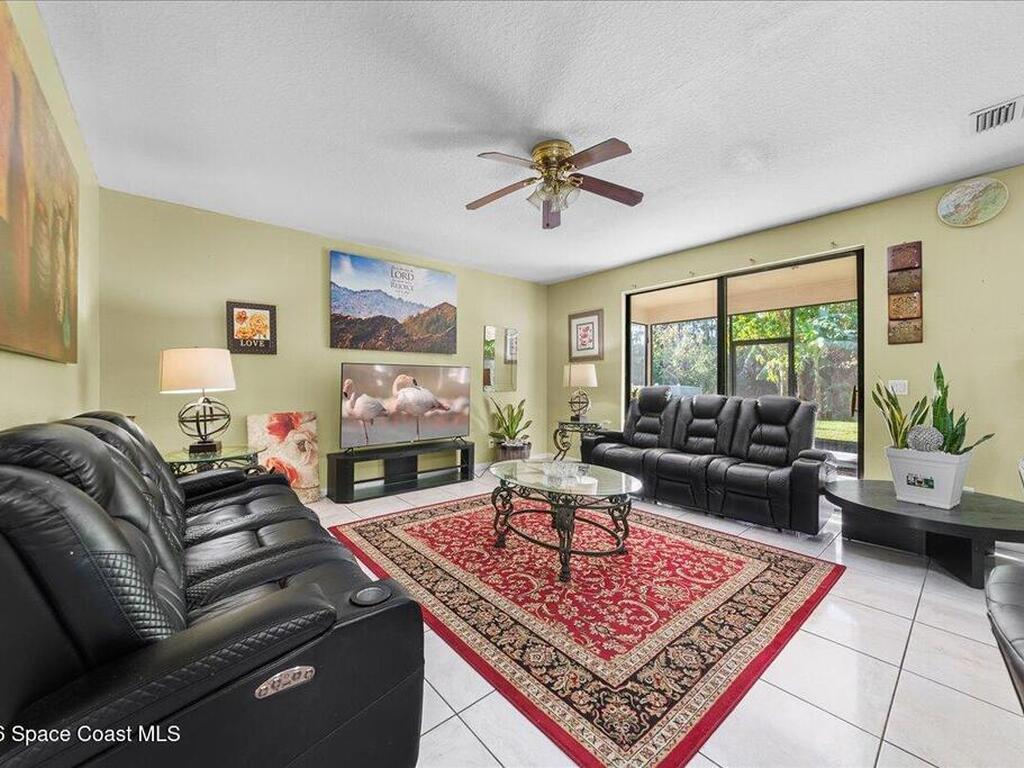 434 SE Breckenridge Circle, Palm Bay, FL 32909
