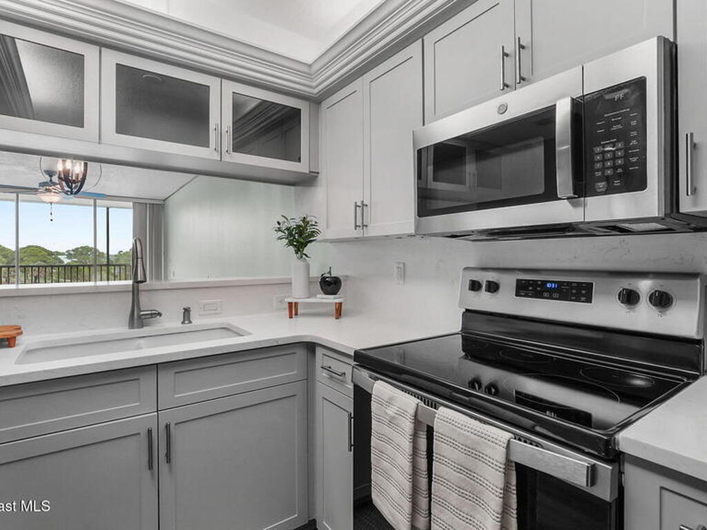 1420 Huntington Lane, Rockledge, FL 32955