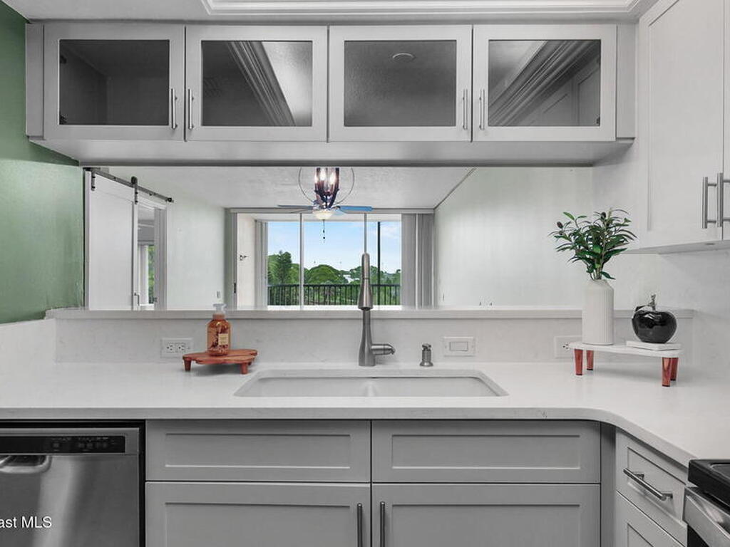 1420 Huntington Lane, Rockledge, FL 32955